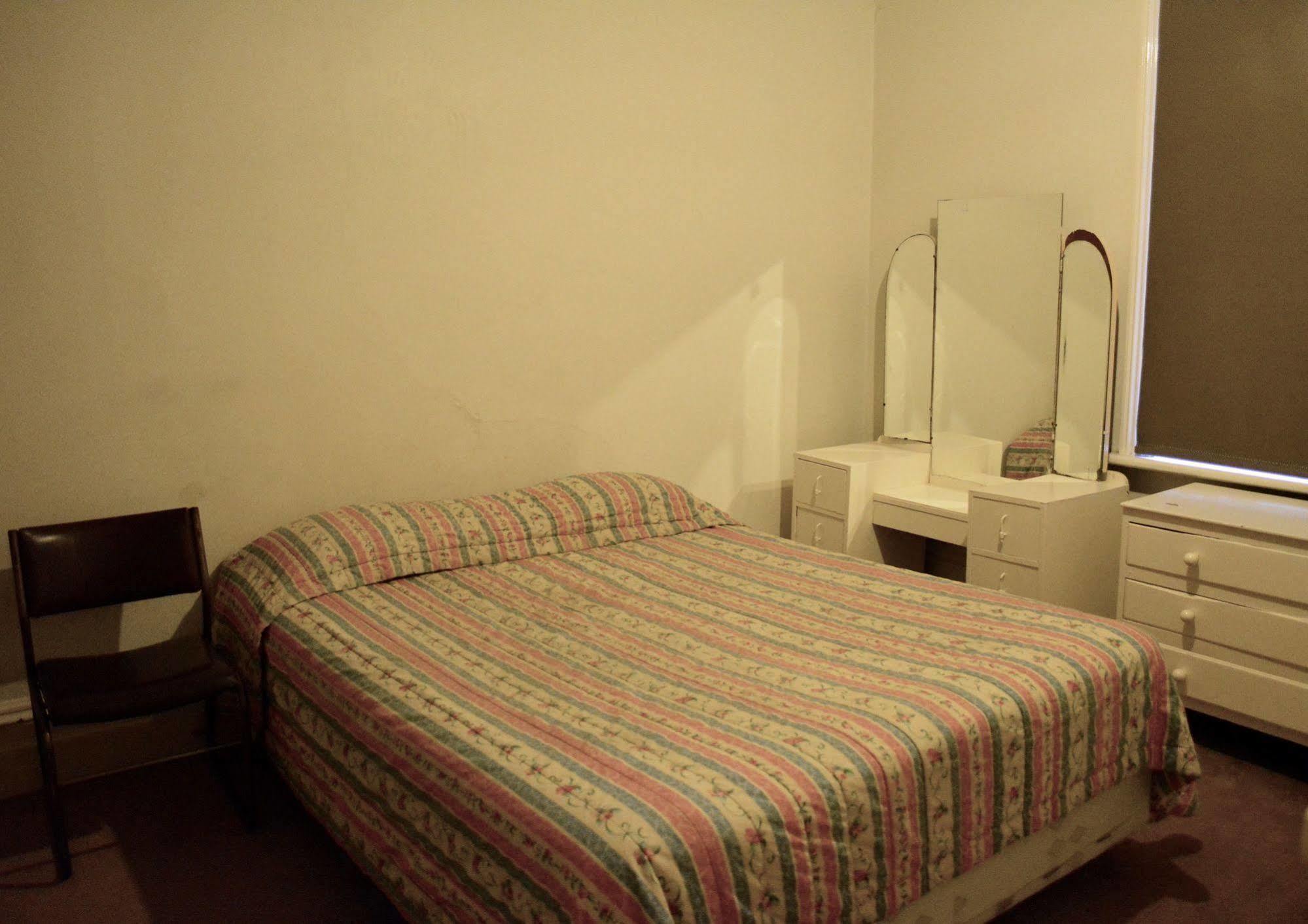 Oslo Hotel Мелбърн Екстериор снимка
